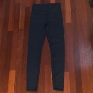 Navy blue high waisted Ivivva Leggings